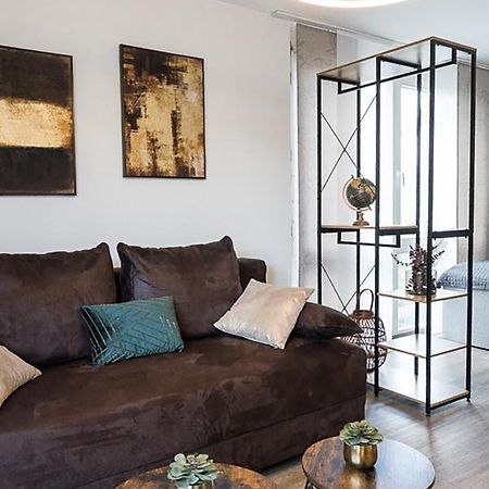 Stylisches Apartment Im Herzen Von Dresden + Parkplatz + Netflix + Self Check-In Exteriör bild